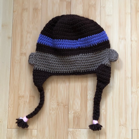 DOC McStuffins Handmade Knit Girls Hat - Picture 4 of 4